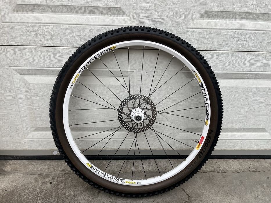 Продам передній колесо Mavic 26