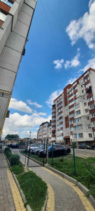 Продам 2км Дубово ,60кв.м ,середній поверх 4/9, не кутова  Ремонт 2022р Новобудова,  Індив Опалення +тепла підлога