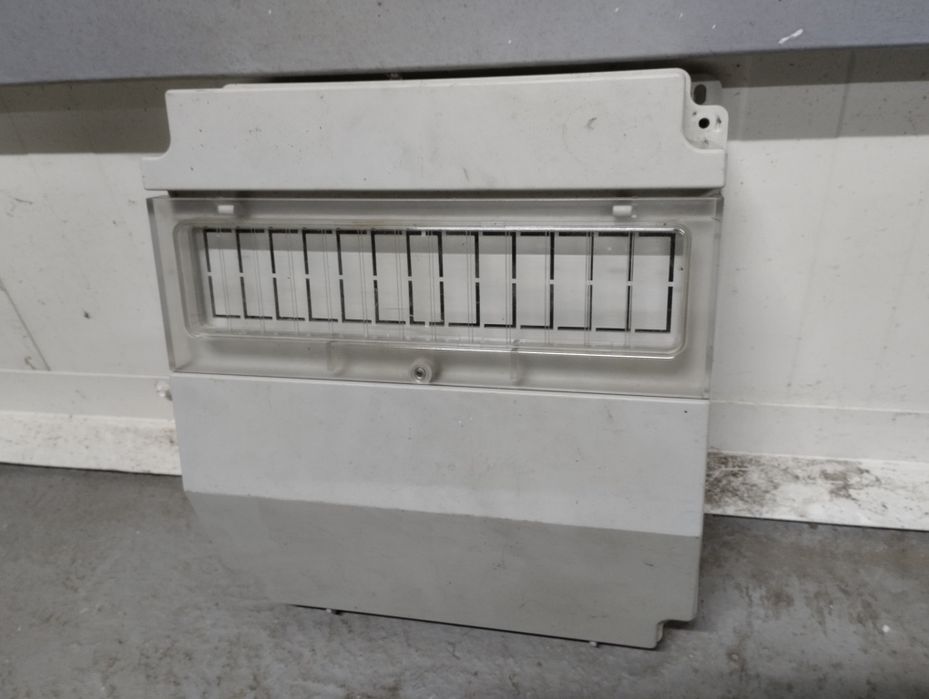 Skrzynka na bezpieczniki