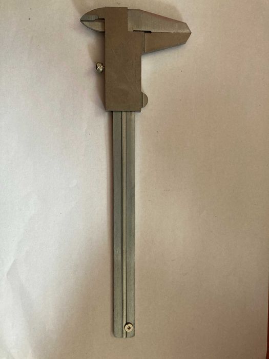 Suwmiarka nowa 150 mm nierdzewna + etui