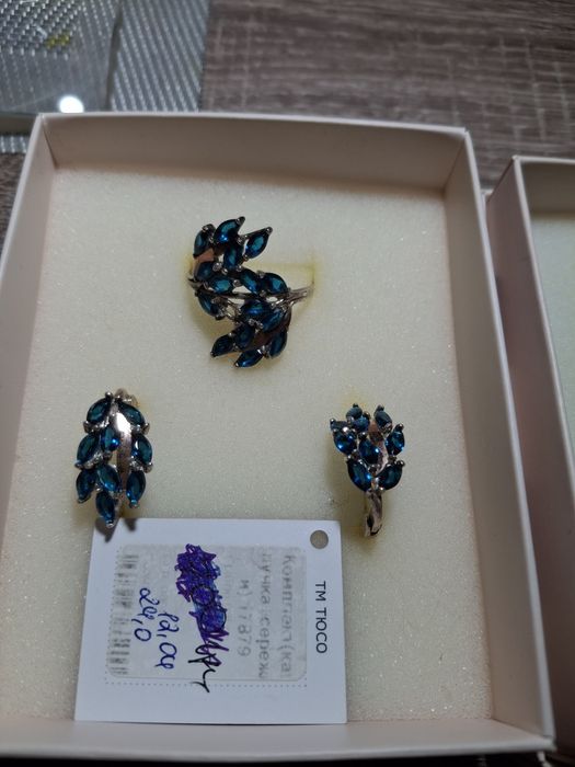 Срібло,комплекти.