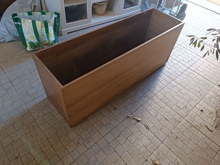 Floreiras canteiros de madeira