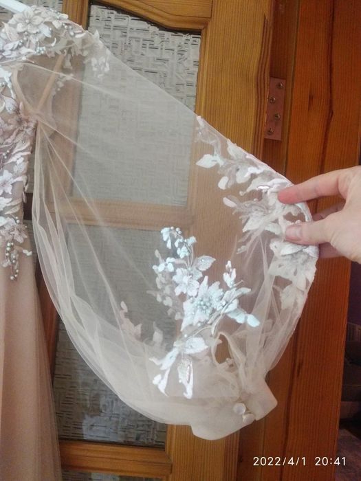 Вечерннее платье
