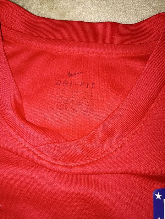 Продам футболку Атлетіко Мадрид. Оригінал!