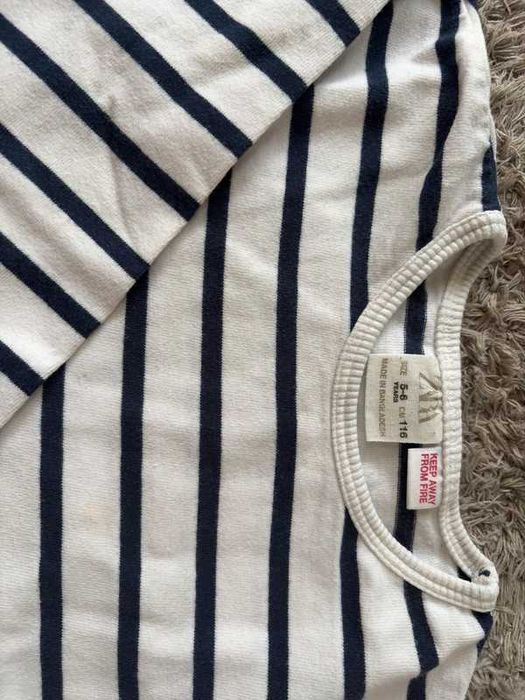 Bluzeczka Zara r.116, długi rękaw, paski