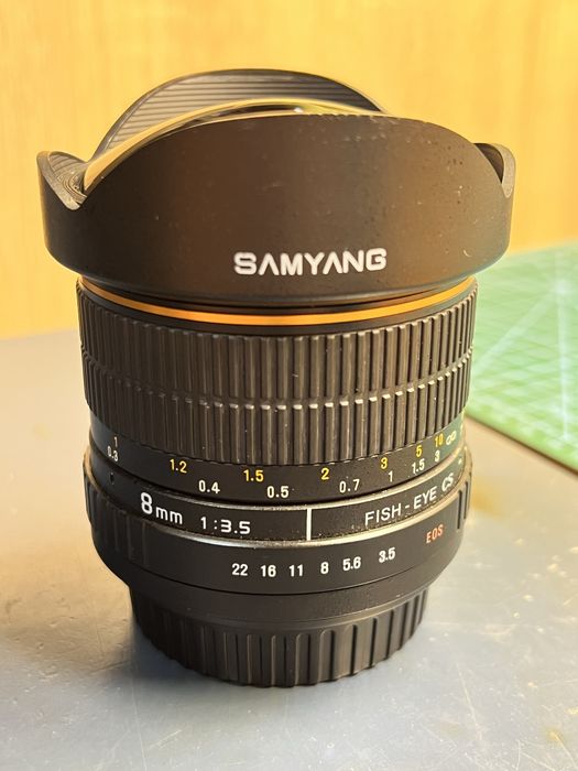 Samyang 8mm f/3.5 Fisheye (rybie oko) – Canon EOS (EF) – idealny stan