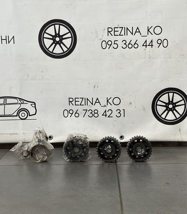 Роліки ГРМ ременя двигуна,шестерні Toyota Hiace 2.4 2.5 D 97-05 (нові)