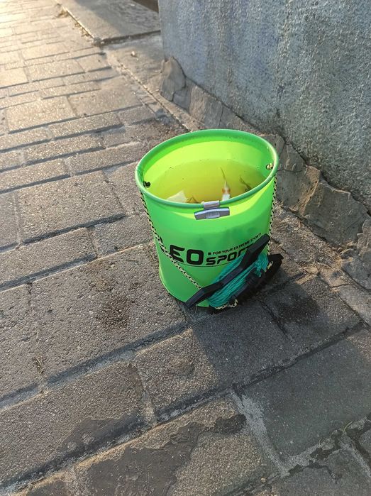 Силиконовых приманки в коробке