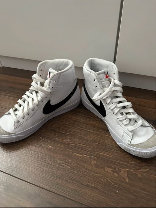 Nike blazer mid 77