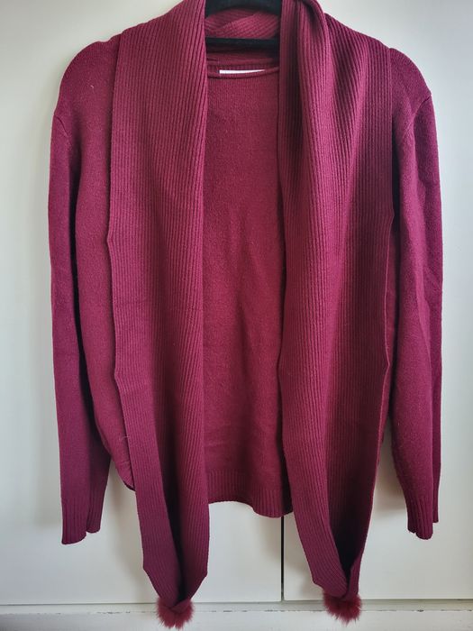 Bordeaux Sweater + Scarf with Pompom64551418941570124