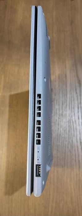 Asus VivoBook 15 M1502Y|15.6"FullHD|Ryzen 7-7730u|16Gb Ram|Ssd 512Gb|