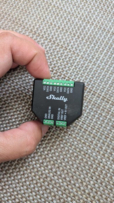 Shelly Plus 1 + Addon Module