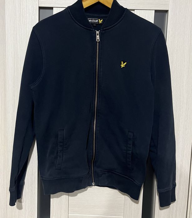 Зипка Lyle & Scott