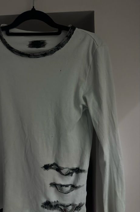 Кофта біла distressed