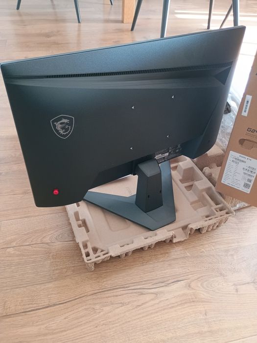 Monitor 24  MSI G242L E14