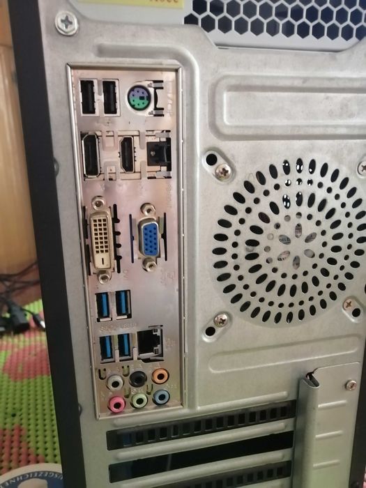 Системный блок в рабочем состоянии