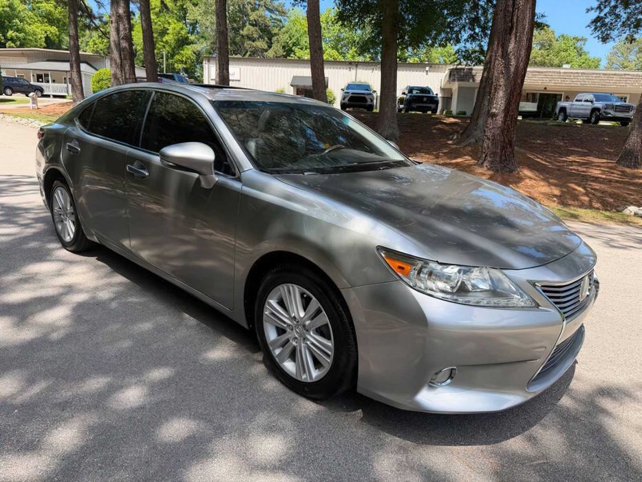 Lexus ES 350      2015