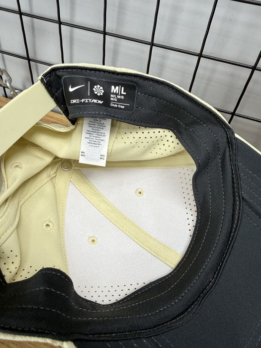 Чоловіча кепка тенісна Nike