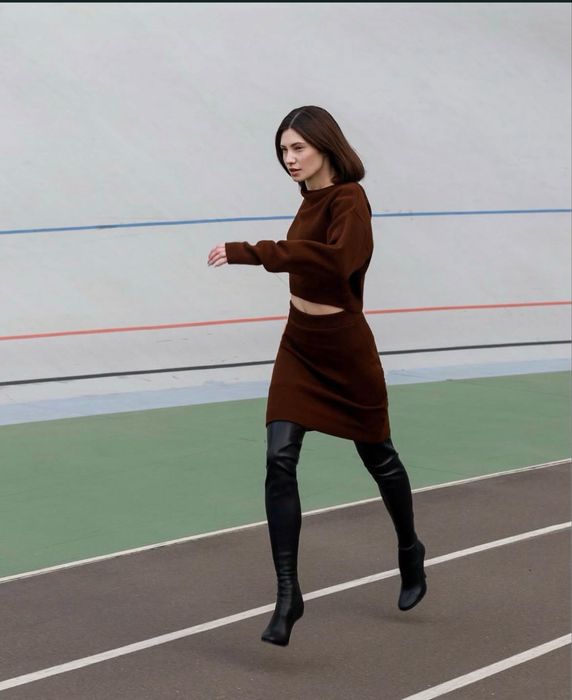 Светр вкорочений і спідниця комплект вязаний теплий укр бренд шоколад