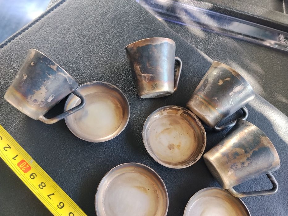 Platerowane srebrem mini filiżanki Retro warmet rytosztuka ?