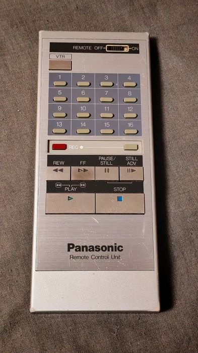 Пульт от видеомагнитофона Funai и Panasonic