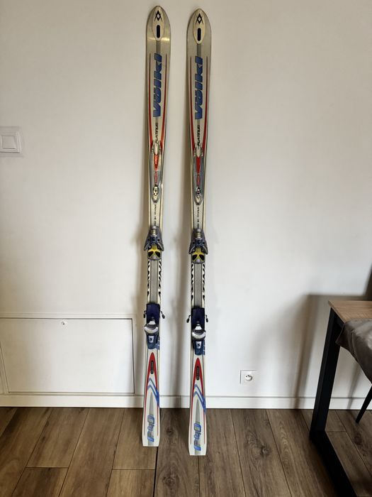 Narty zjazdowe volki 190