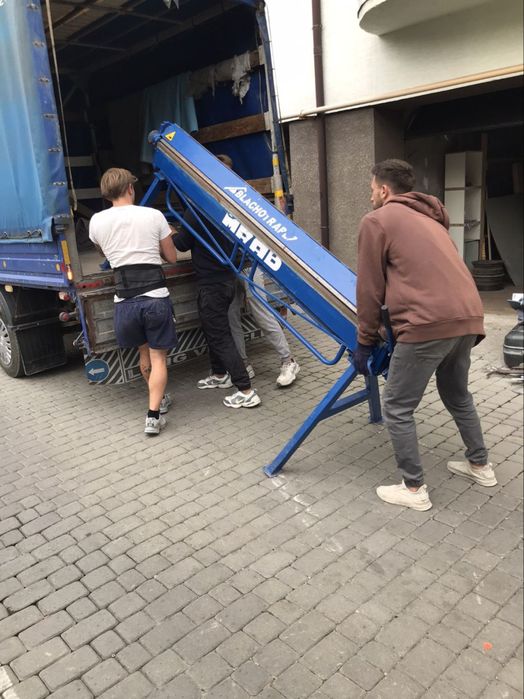 Вантажники Чернівці Грузчики