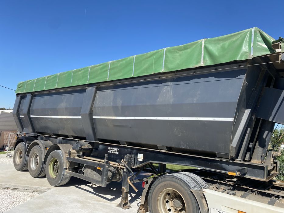 Reboque basculante 3 eixos