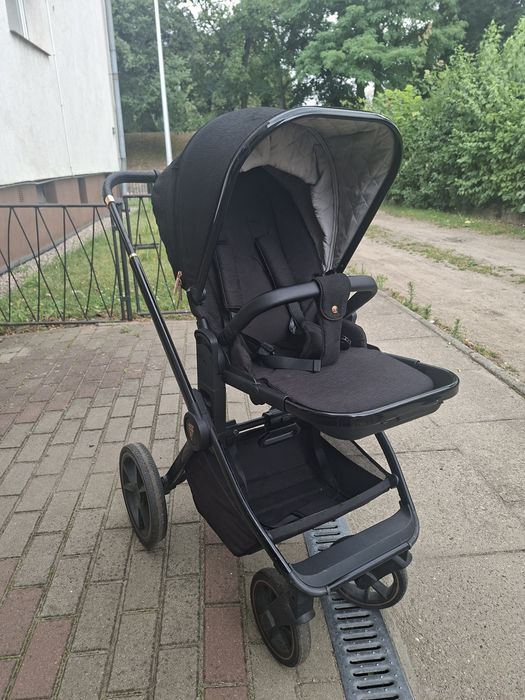 Wózek 3w1 Venicci Tinum SE Stylish Black (Stan Dobry) + Avionaut Cosmo