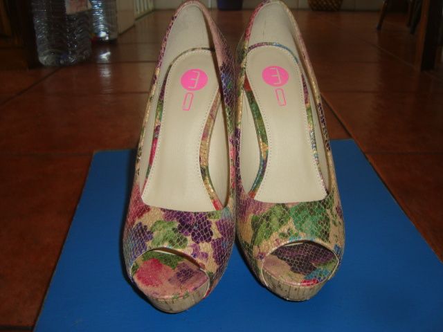 Sapatos novos numero 38