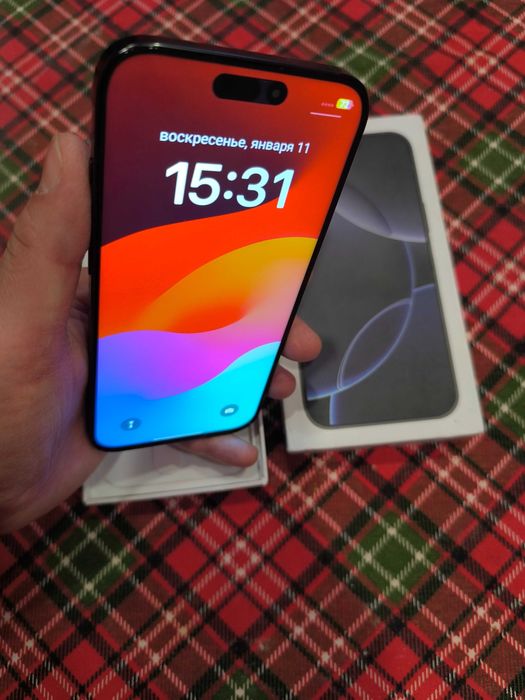 Мобильний телефон Iphone 16 pro max.Е НЮАНС.Зарядка 1v1.Читайте опис.