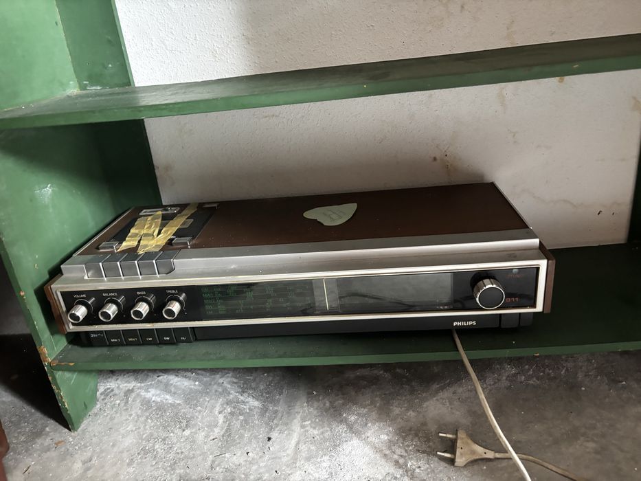 Radio antigo Philips