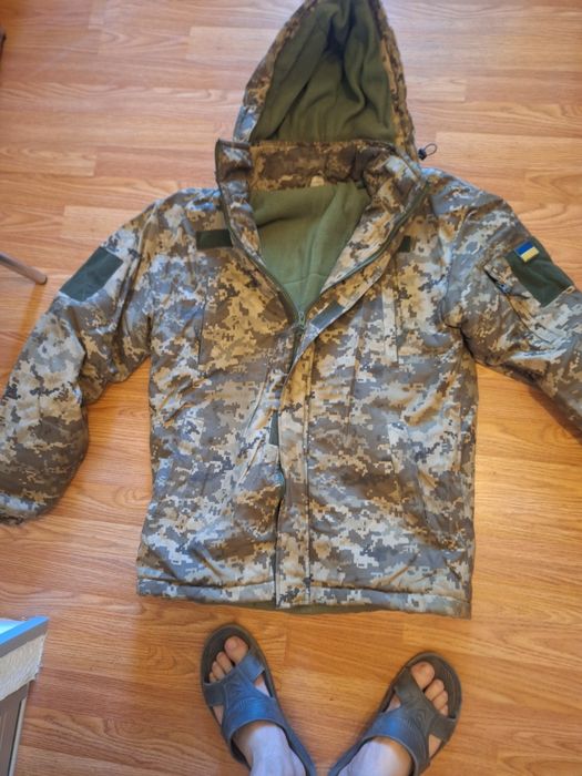 зимова форма.Піксель