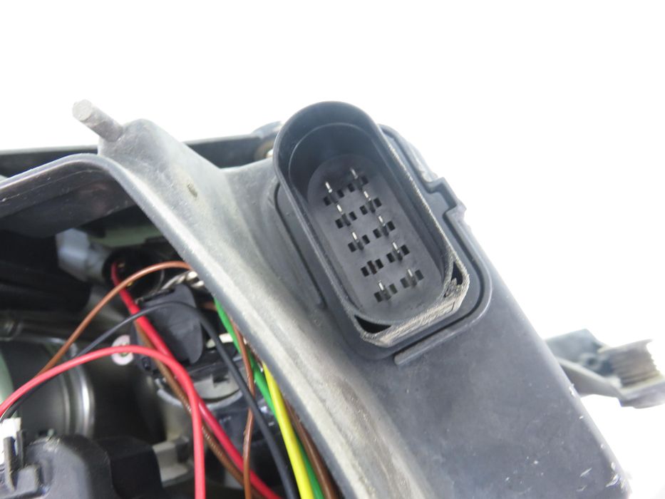 Lampa Lewa Przednia Vw Passat B5 Fl Sedan (3b3)