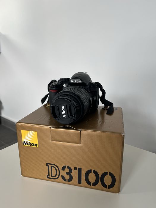 Продам фотоапарат Nikon d3100 + обʼєктив 18-55