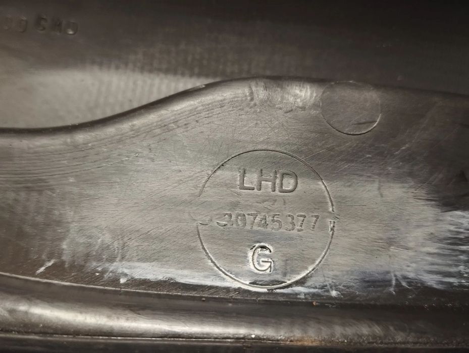 GRELHA CURCUVAN / TORPEDO VOLVO V50 / C30 / S40 II REF. 30745377