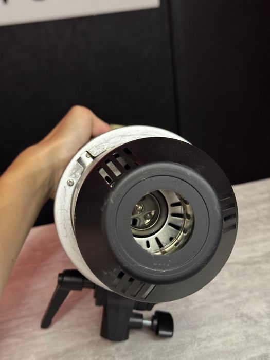 Спалах godox ms 300