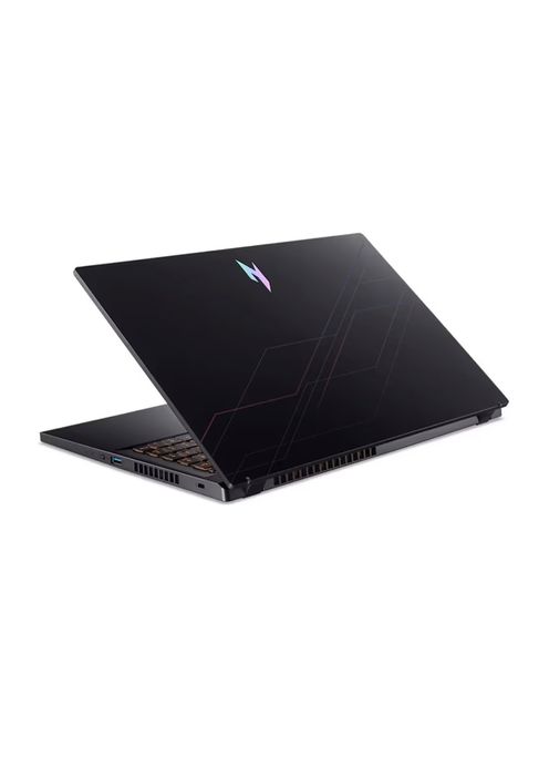 Acer nitro v15  был в использовании не долго