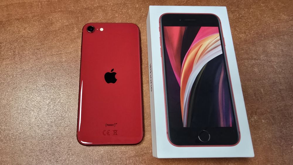 iPhone SE 2020 64GB czerwony, stan bdb