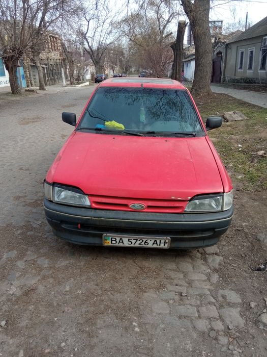 Продам Форд Оріон 1.6 .