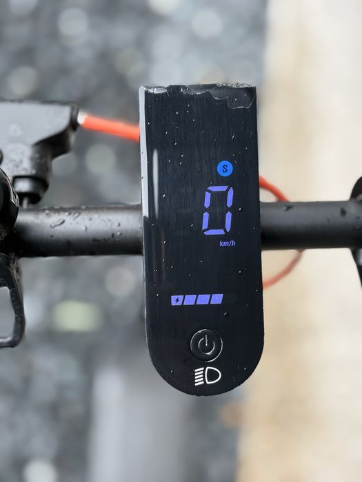 Trotinete Elétrica XIAOMI 4 Lite 2nd Gen (300 W - Autonomia: 25 Km)