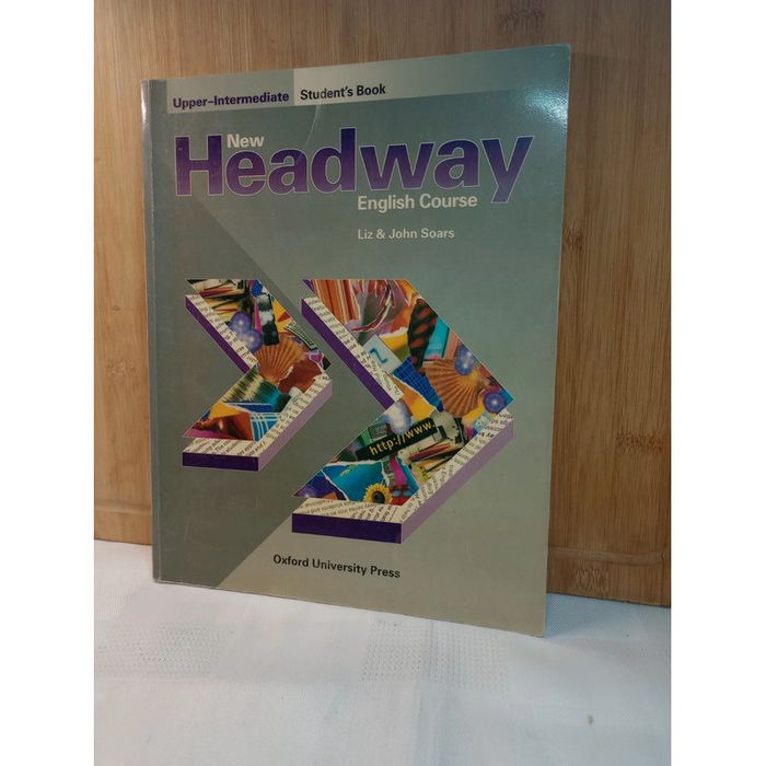 New Headway English Course. Liz&John Soars