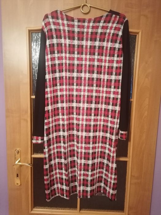 Sukienka w krateczkę rozm. XL!