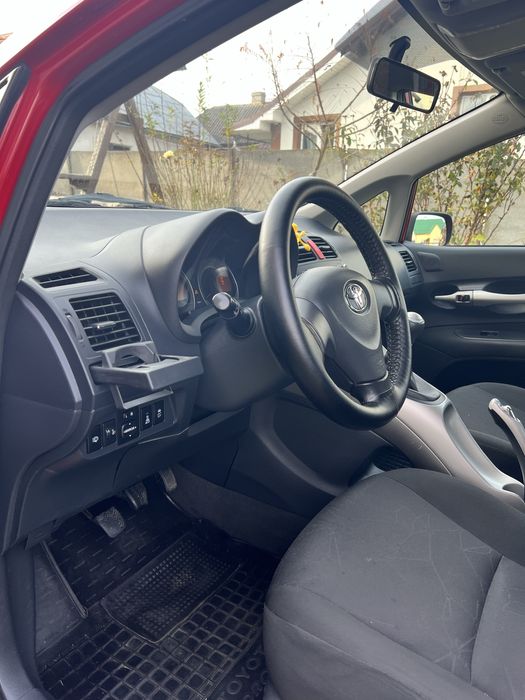 Toyota Auris 2008 1.4 дизель!