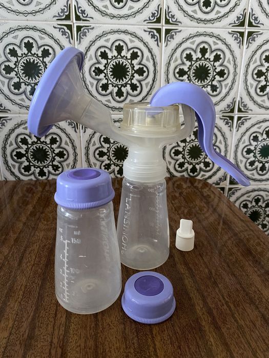 Vários artigos para bebés e mães