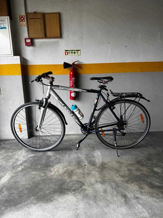 Vendo duas Bicicletas em bom estado.