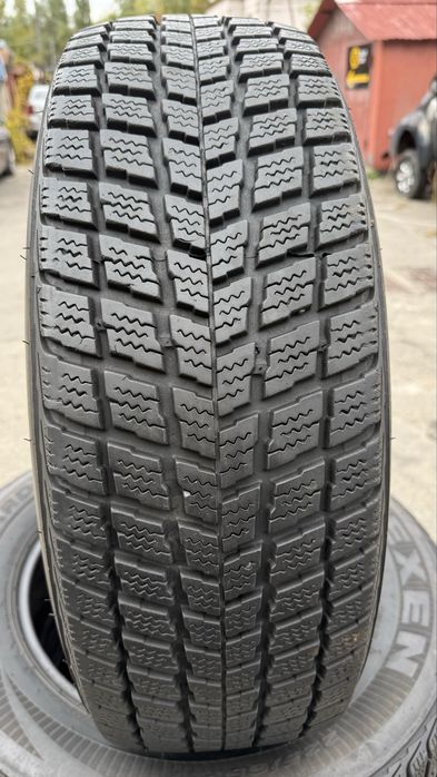 Шини зимові 225/65 r17 Nexen в ідеальному стані