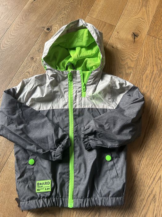 Kurtka wiatrówka z kapturem Reserved 116 cm