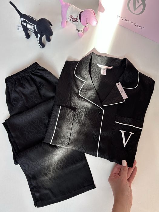 Чорна піжама Victoria’s Secret