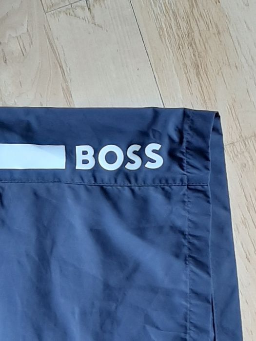Boss spodenki  szorty kąpielówki L